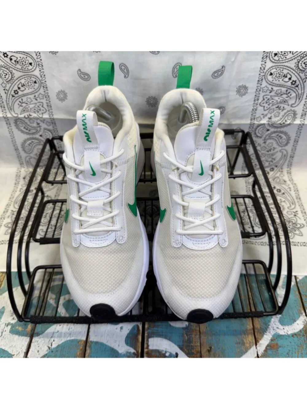Nike Air Max Interlock Lite White/Green Low Top Lace Up DX3705-102 womans Sz 7